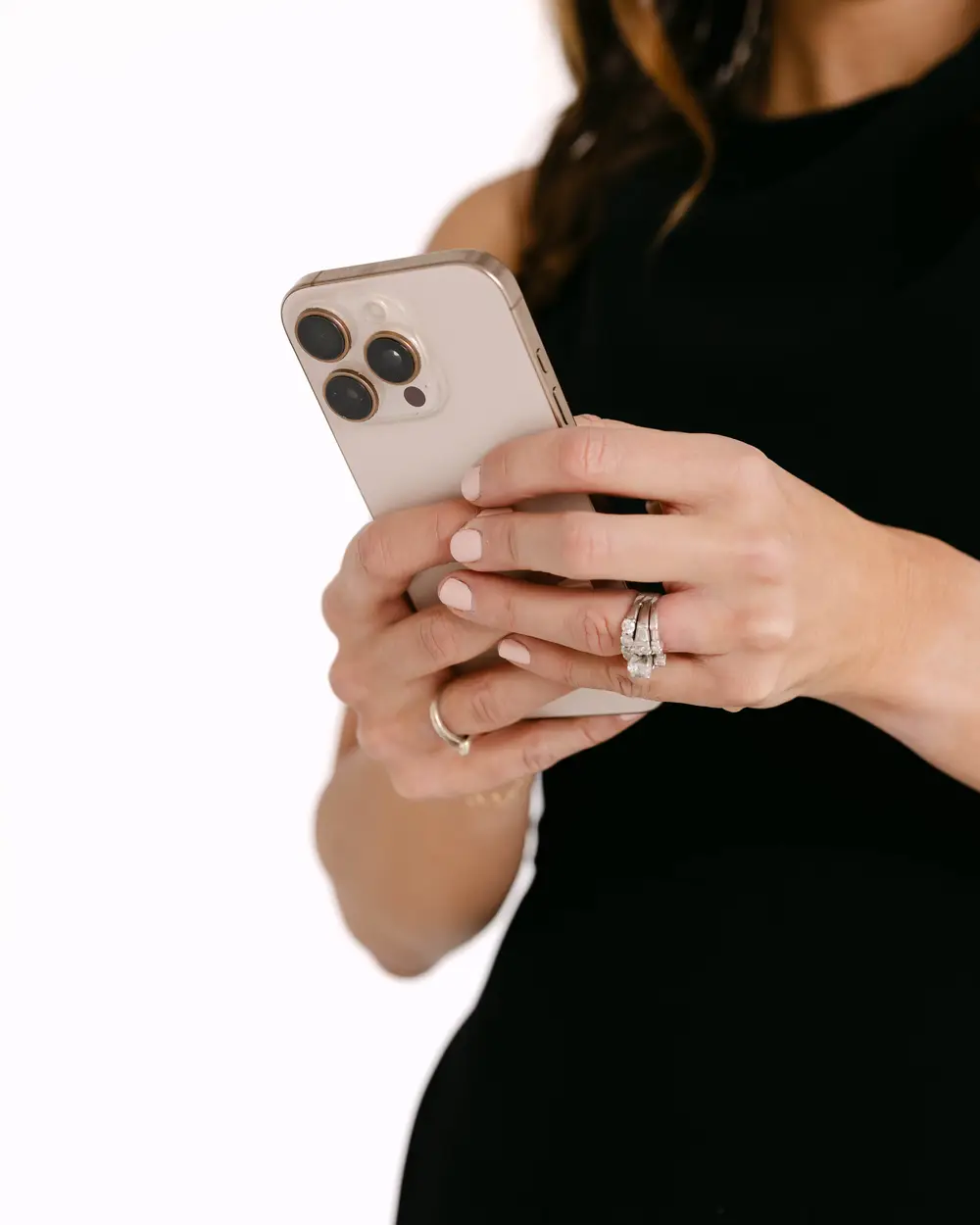 Hands holding a phone