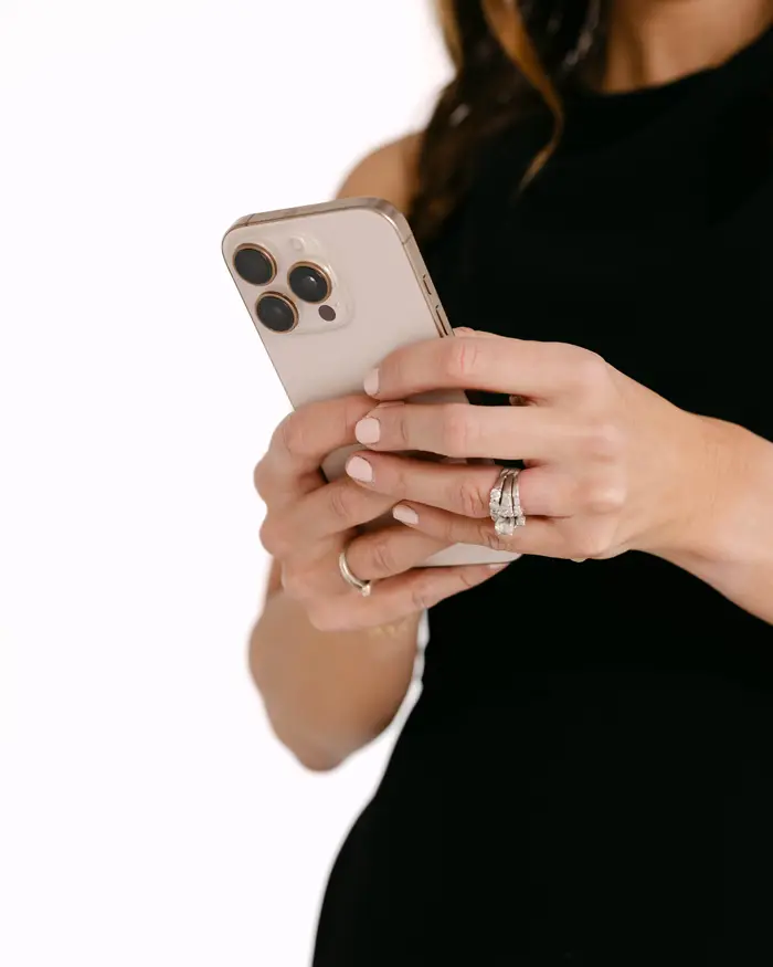 Hands holding a phone